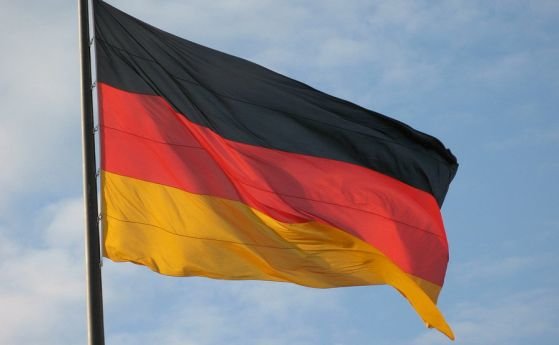 Германия е замразила близо 100 милиона евро банкови активи на