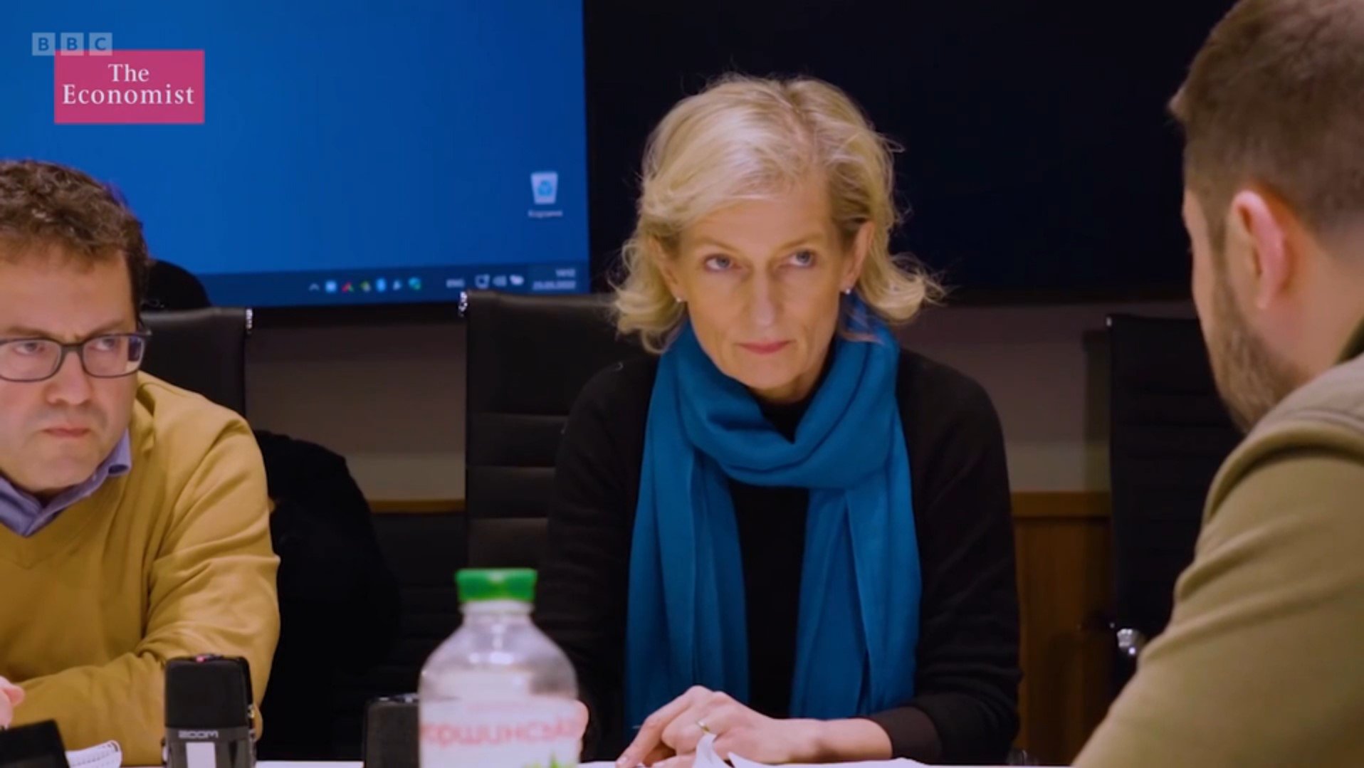 На 25 март Зани Минтън Бедоус главен редактор на The