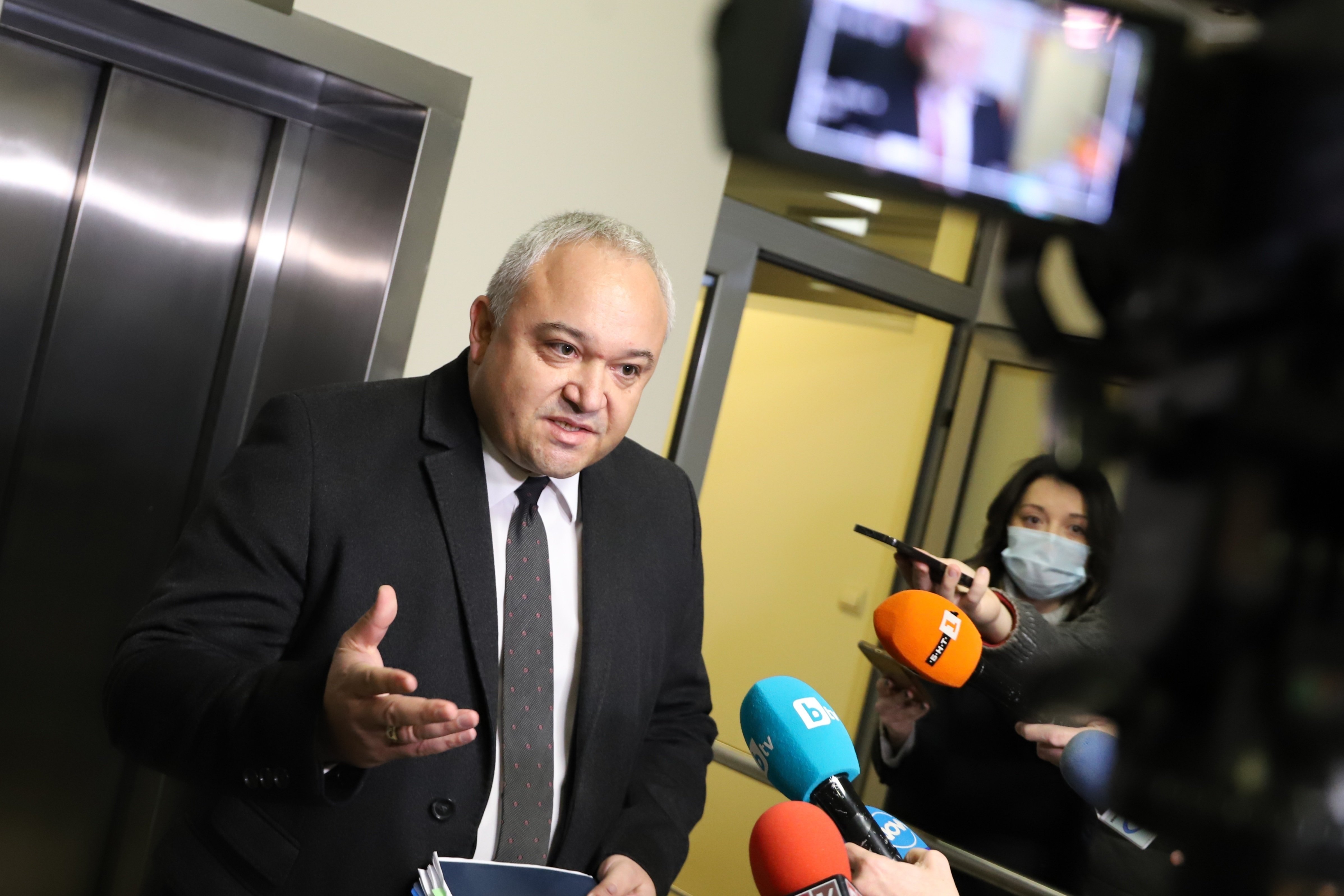 Министър председателят Кирил Петков издаде заповед с която отменя заповедта за