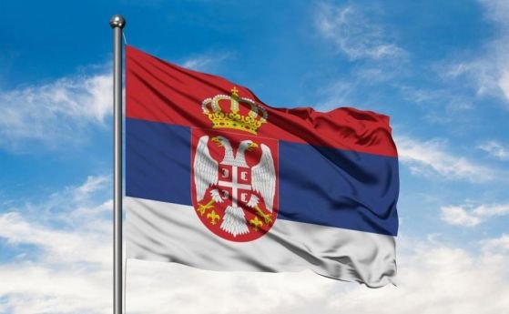 Днес в Сърбия се провеждат предсрочни парламентарни редовните президентски и