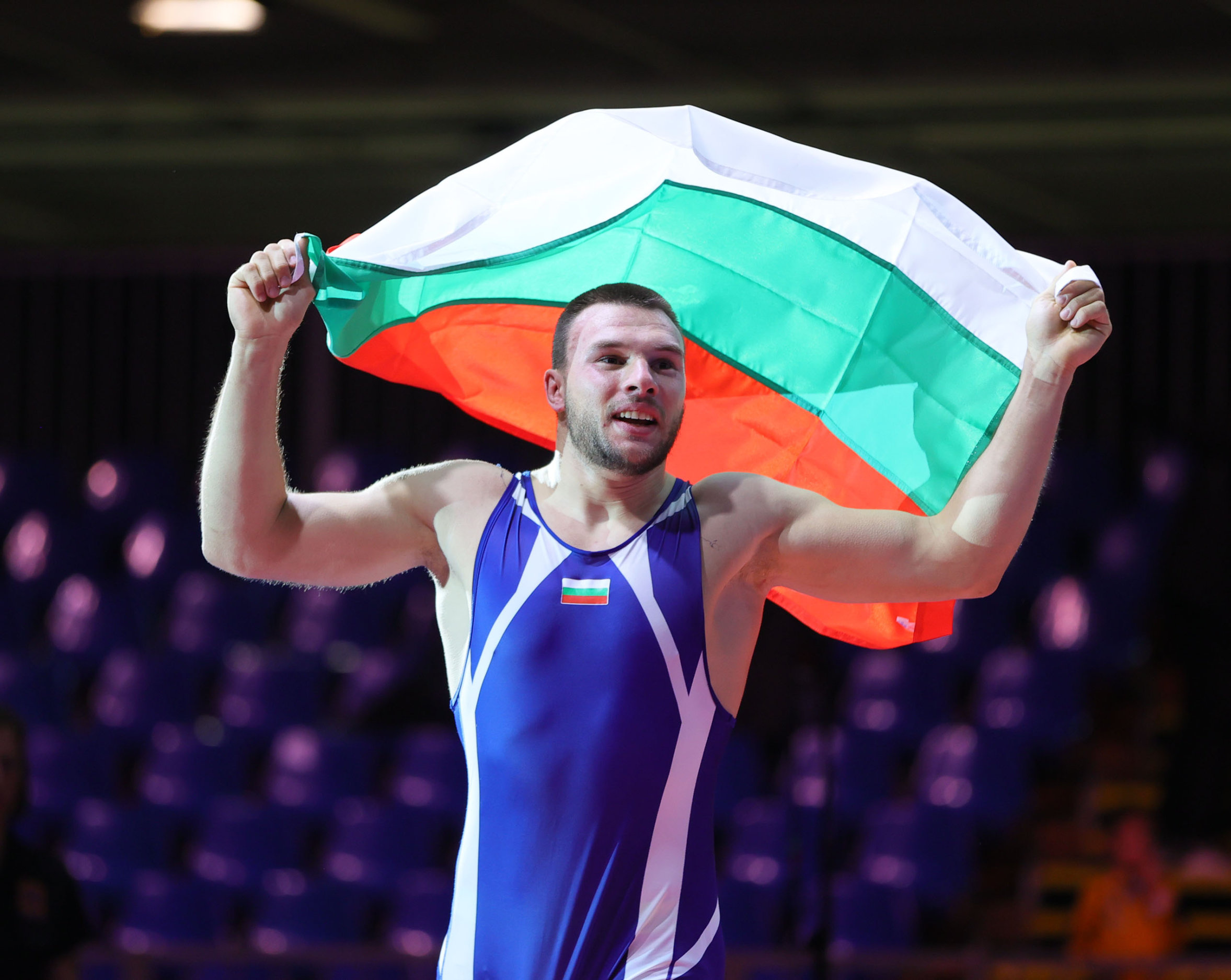 Кирил Милов ликува с европейската титла на първенството в Будапеща.
На
