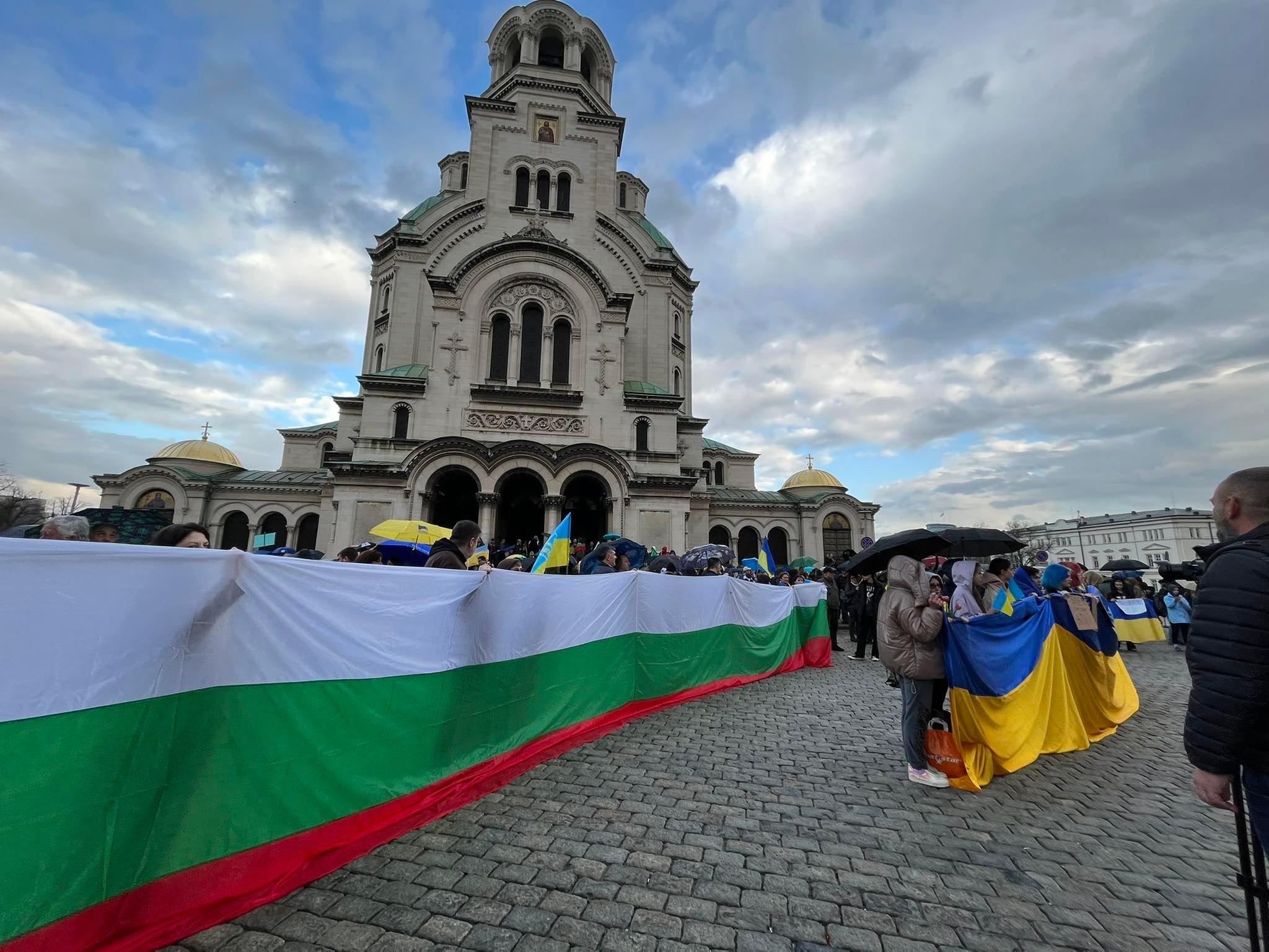 Второ мирно шествие в подкрепа на Украйна се провежда в