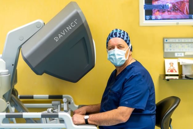 В УМБАЛ “Света Марина – Плевен бе извършена първата операция