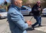 Арестуваха Хаджигенов и Бабикян, заляха с червена боя руското посолство (видео и снимки)