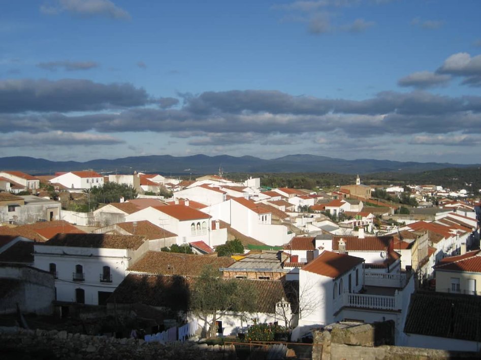 Южното испанско село Фуентес да Андалусия е променило името си