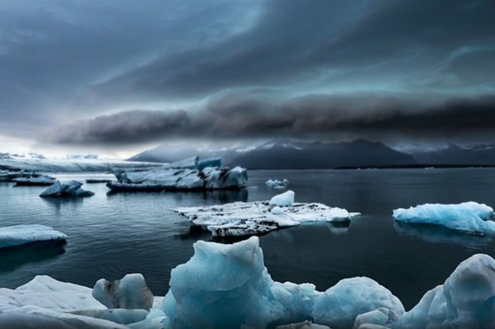Площта покрита с антарктически морски лед е спаднала до най ниското