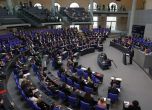 Бундестагът одобри изпращането на тежко оръжие за Украйна