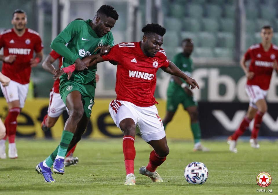 Лудогорец унизи ЦСКА с 5 0 в мач от първата шестица