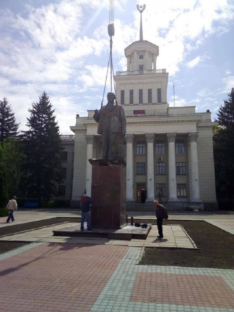 Паметник на Ленин е бил възстановен в окупирания от руските