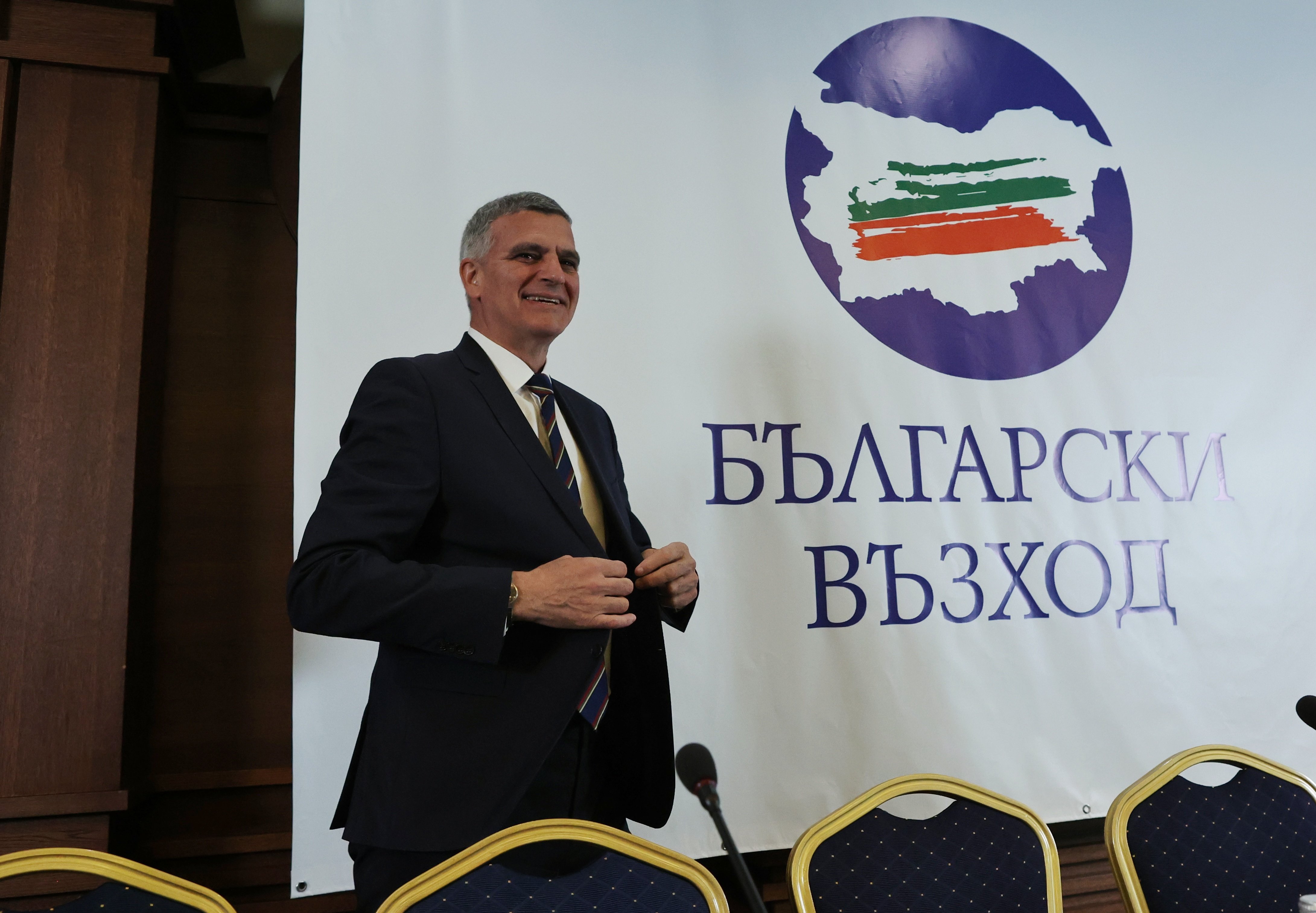 Днес е перфектен ден за партийно строителство заяви Стефан Янев