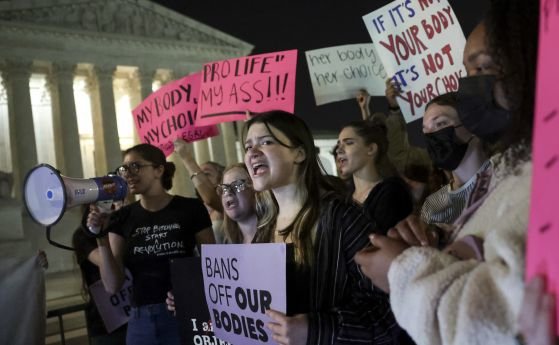 Сенатът на САЩ блокира закон гарантиращ правото на аборт в