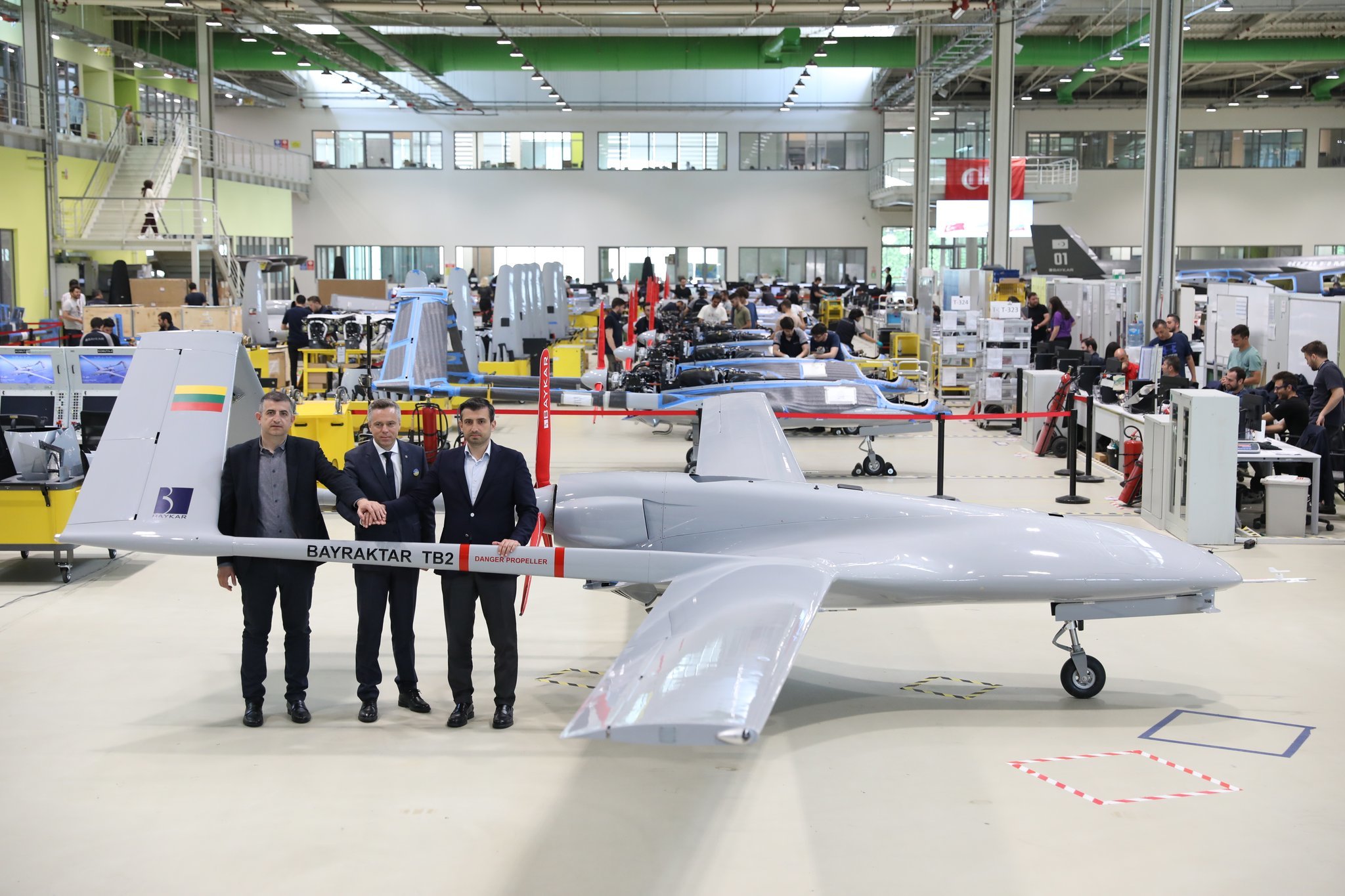 Турският производител на дронове Байрак реши да подари на Литва