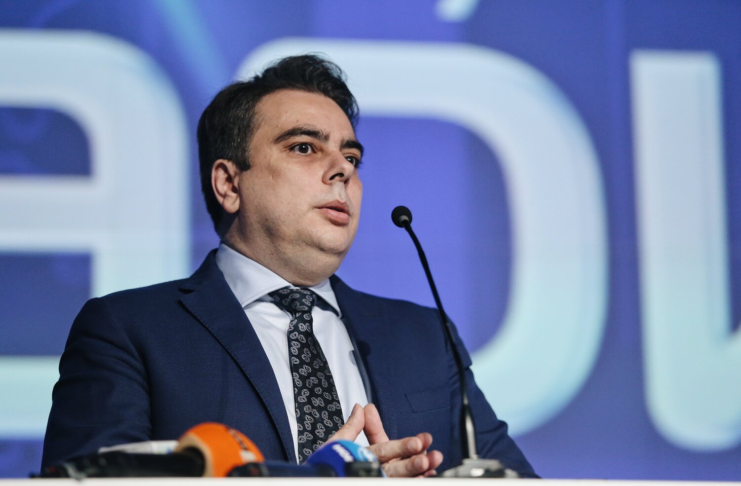 В момента сме в окото на бурята и за съжаление