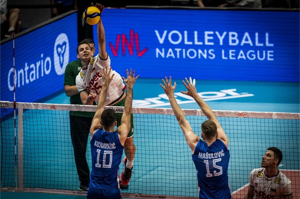 Мъжкият национален отбор на България по волейбол стартира със загуба