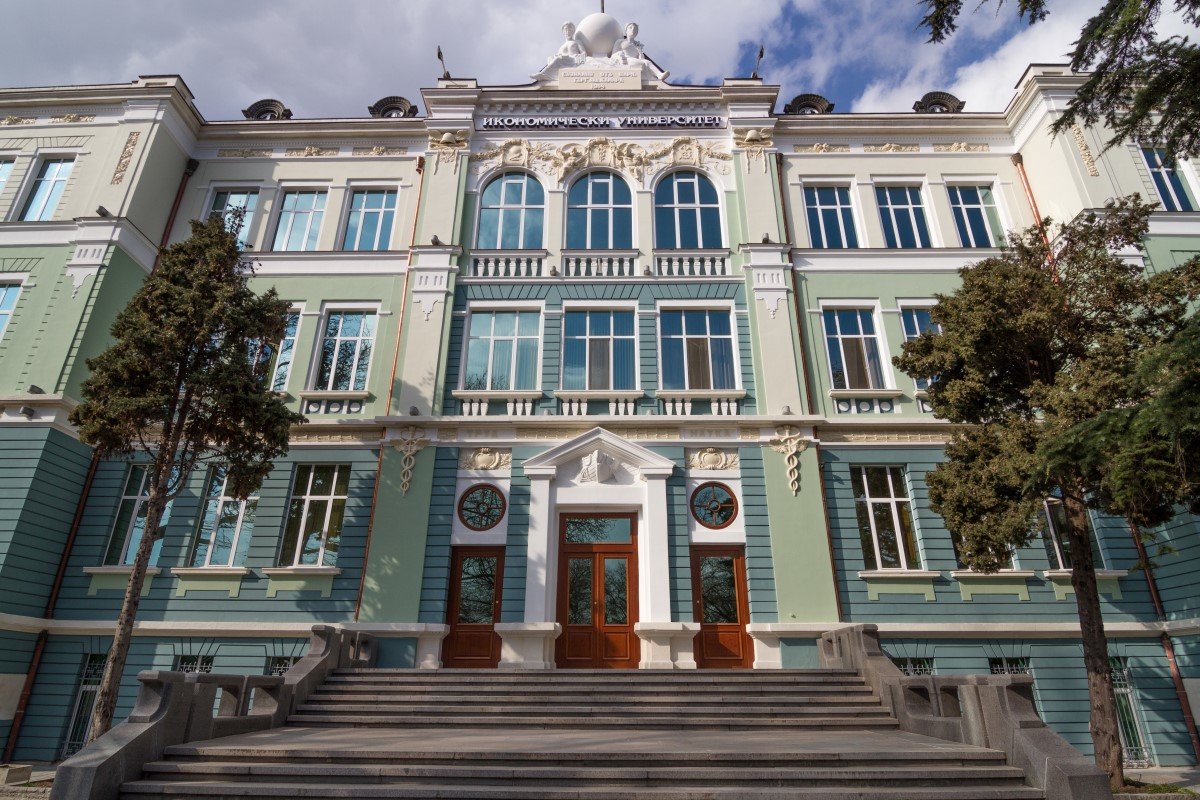 Към Икономическия университет във Варна да се създаде Научно внедрителски институт за