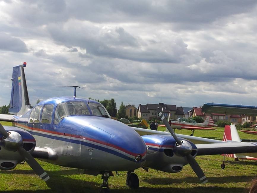Самолетът с литовска регистрация който беше открит на пистата на