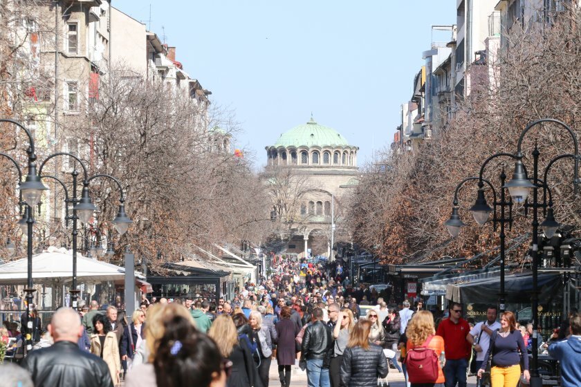 Новите случаи на заразени с COVID 19 са 188 за последното