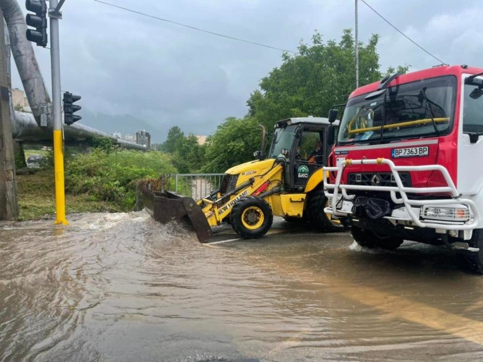 Във Враца е обявено частично бедствено положение заради поройните дъждове