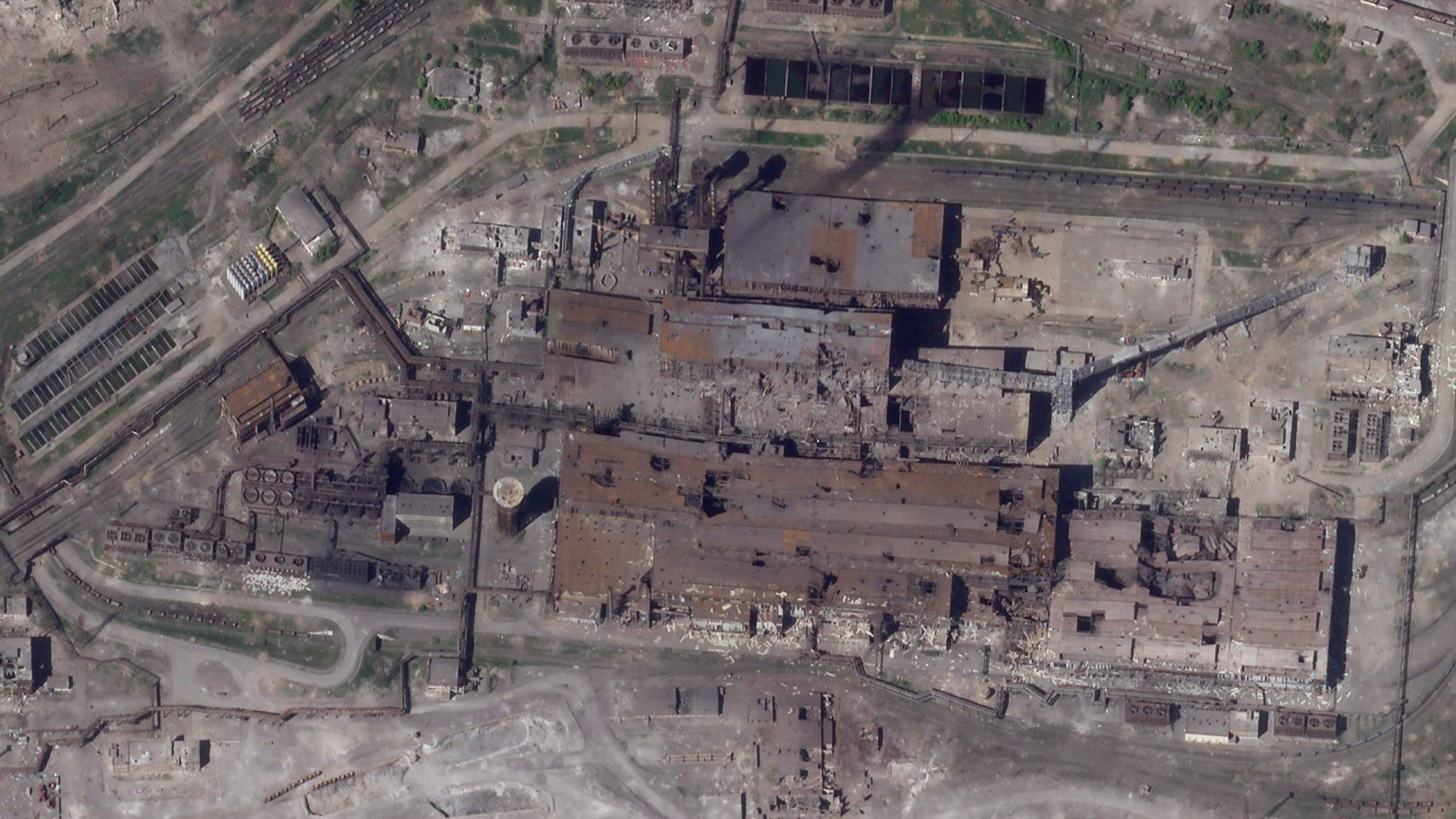 Руският обстрел срещу химическия завод Азот в град Северодонецк е