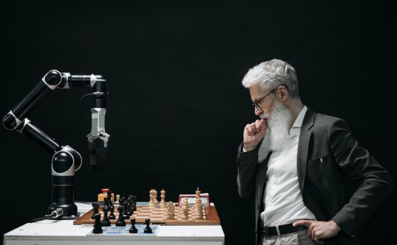 Изкуствен интелект играе шах