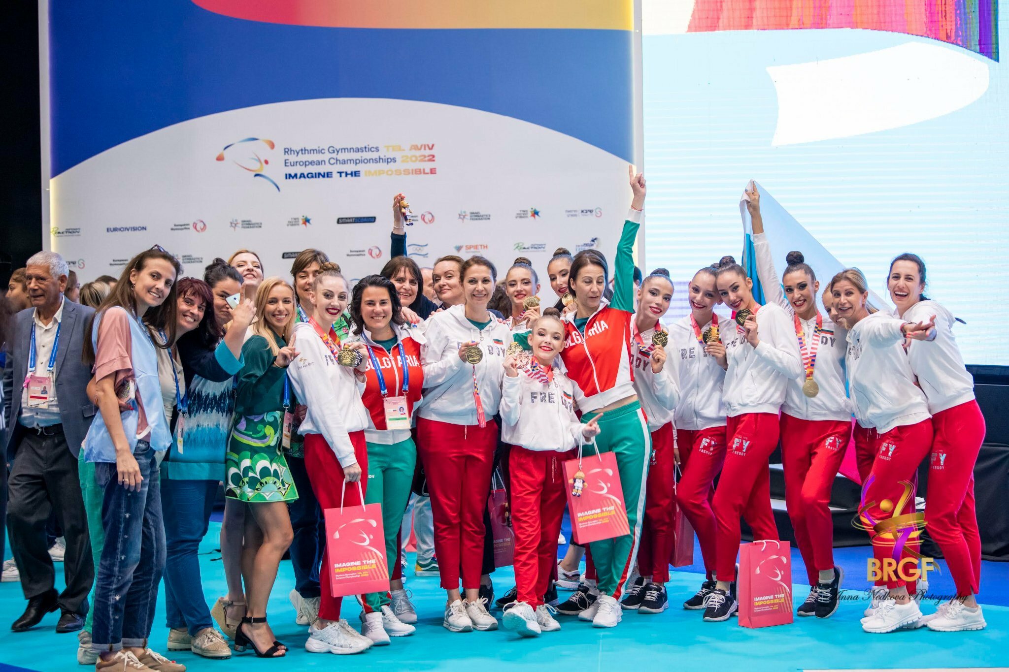 Отборът на България по художествена гимнастика приключи с девет медала