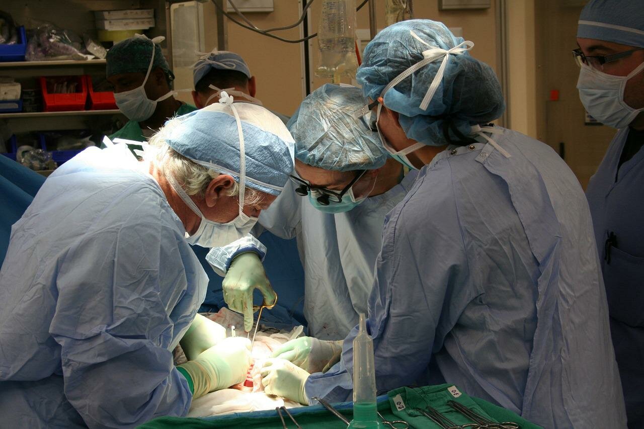 Чернодробна трансплантация спаси 57 годишен мъж изпаднал в чернодробен шок след