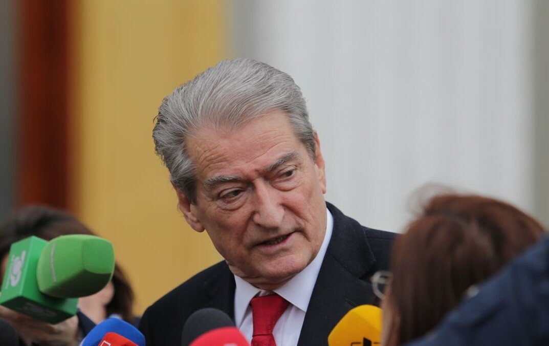 Бившият албански премиер и председател на Демократическата партия Сали Бериша
