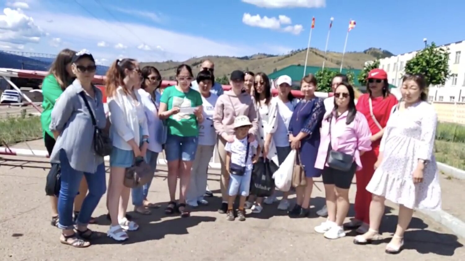 Жените на военнослужещите буряти в руската армия са се обърнали