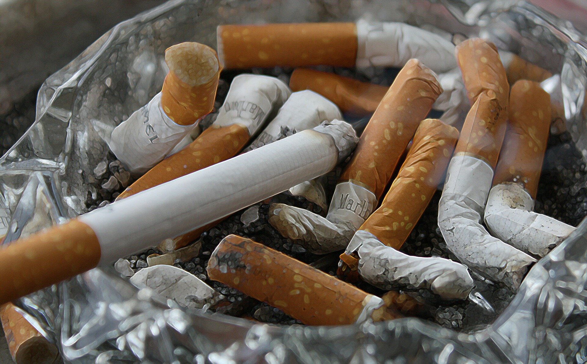 Акцизът на цигарите няма да се увеличава решиха депутатите по