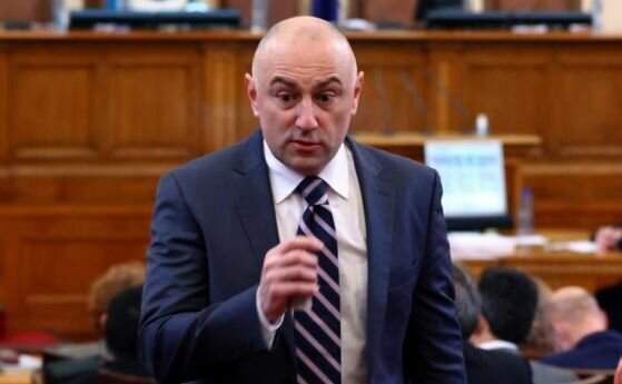 Кирил Петков не би се справил като финансов министър в