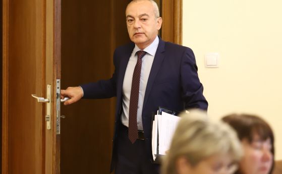 Служебният министър-председател Гълъб Донев