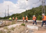 Зам.-министърът на транспорта смъмри строителите на жп линията Елин Пелин - Костенец