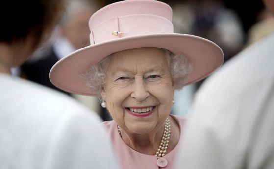 Кралица Елизабет Втора, май 2017 г.