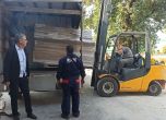 Предприемачи дариха нови легла и матраци на пострадалите в Карловско