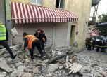 Земетресение 4.9 разтърси Измир, последваха 13 труса: хора скачаха от прозорците в паника (обновена)