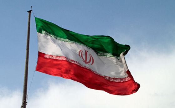 Иранското знаме