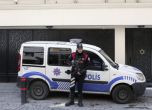 Кола бомба рани 8 полицаи в Турция