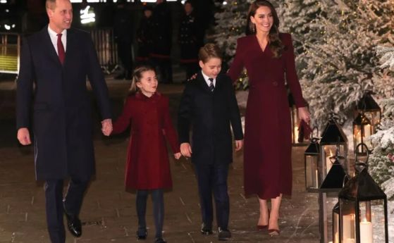 Принц Уилям, Кейт и децата им на коледна разходка