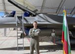 Втори българин завърши курса за пилотиране на F-16