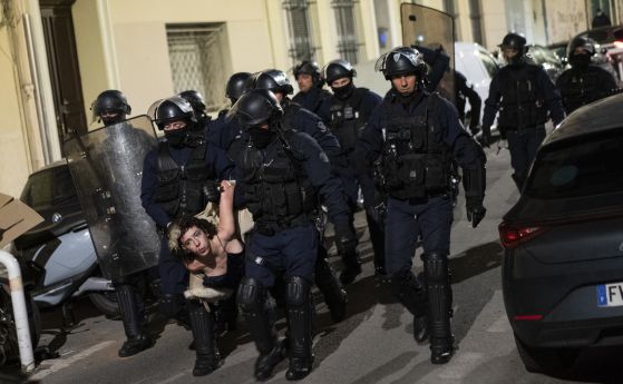 Арестувана жена в Марсилия