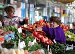 Малък спад в цените на храните: по-евтини краставици и яйца, по-скъпи моркови и лимони