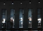 Зрители и артисти заедно на сцената в ''Ефектът Галатея'' на балет Арабеск