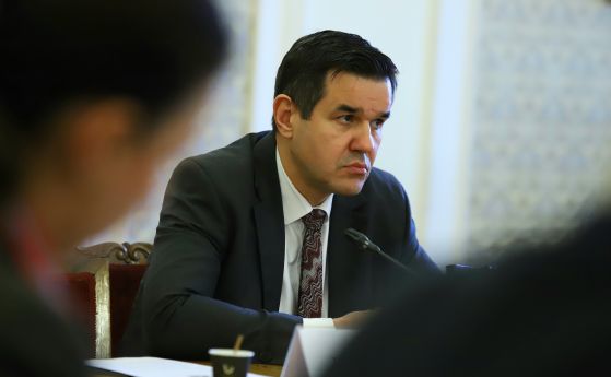 Никола Стоянов в парламента