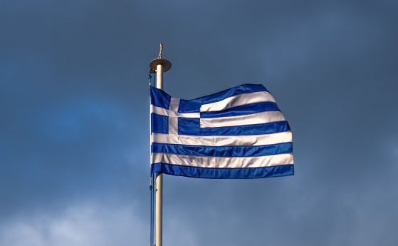 Гръцкият флаг