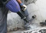 Кърти, чисти, извозва: една от най-търсените услуги в сезона на ремонтите