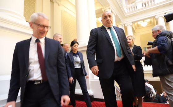 Фини настройки в кабинета: ГЕРБ и ПП-ДБ слагат ''приемлив'' вътрешен министър