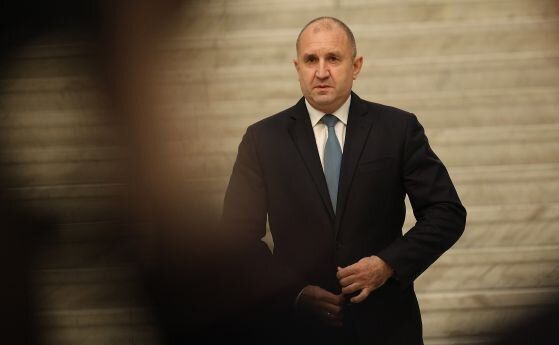 Румен и Десислава Радеви пристигнаха в Анкара за встъпването в длъжност на Ердоган