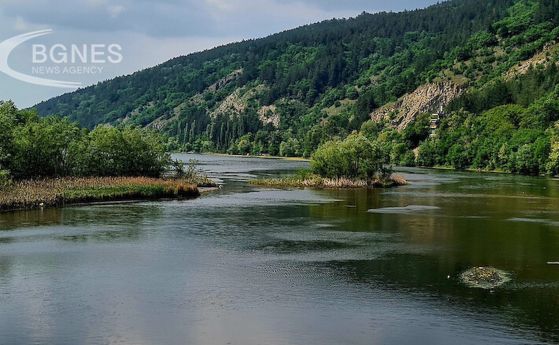 Времето днес: Опасност от наводнение в горната част от водосбора на р. Места, температурите: 26-31°