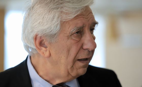 След разрушаването на Нова Каховка: Не стига водата за охлаждане на АЕЦ Запорожие