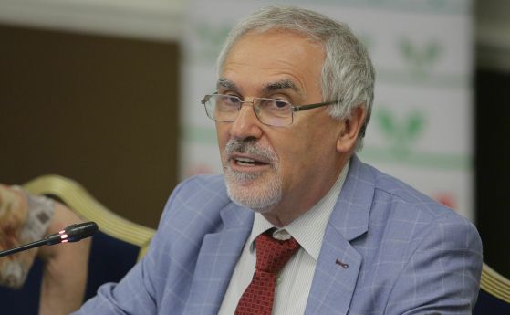 Любомир Кючуков, директор на Институт за икономика и международни отношения